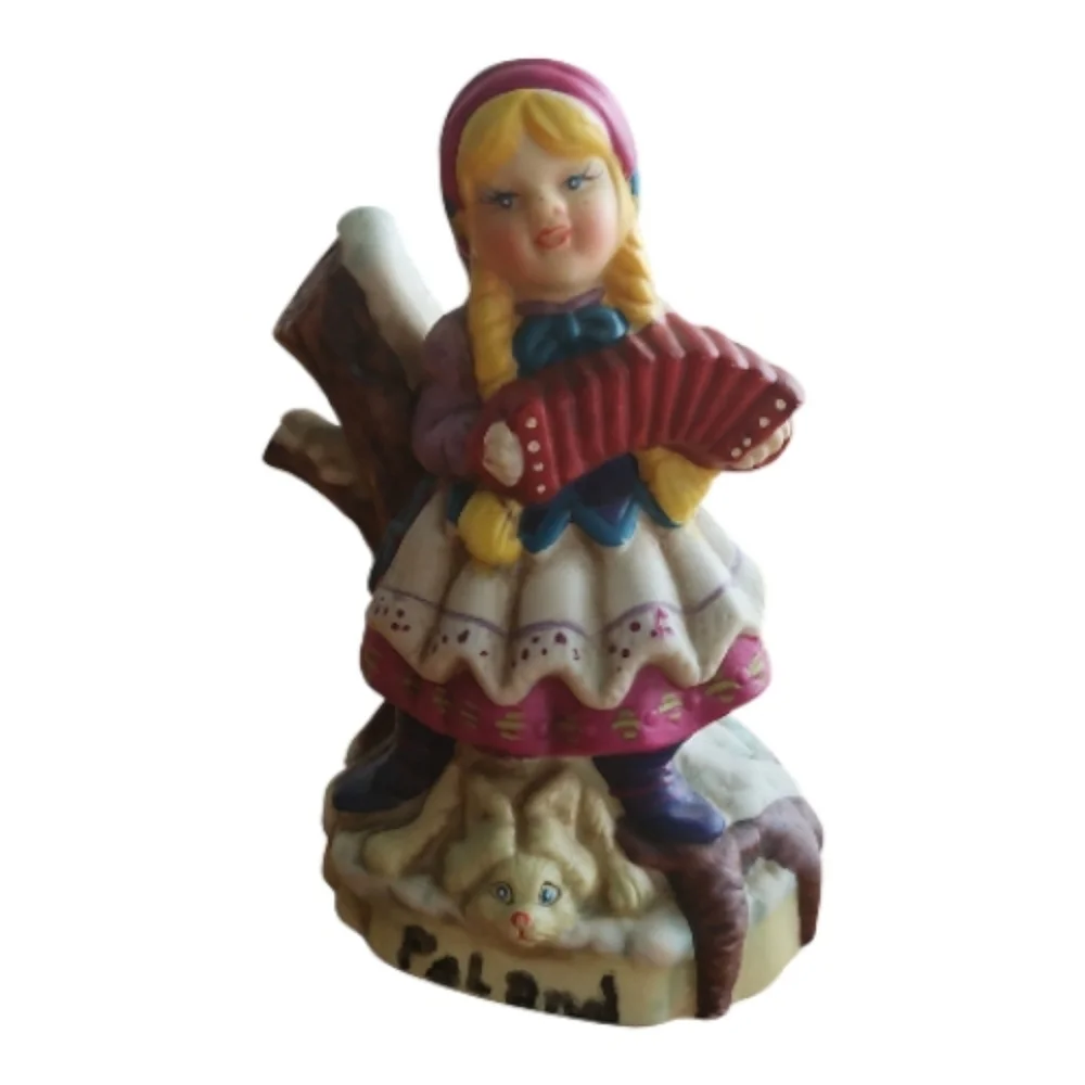 Vintage Children Of The World Figurines - Picture 2 of 10